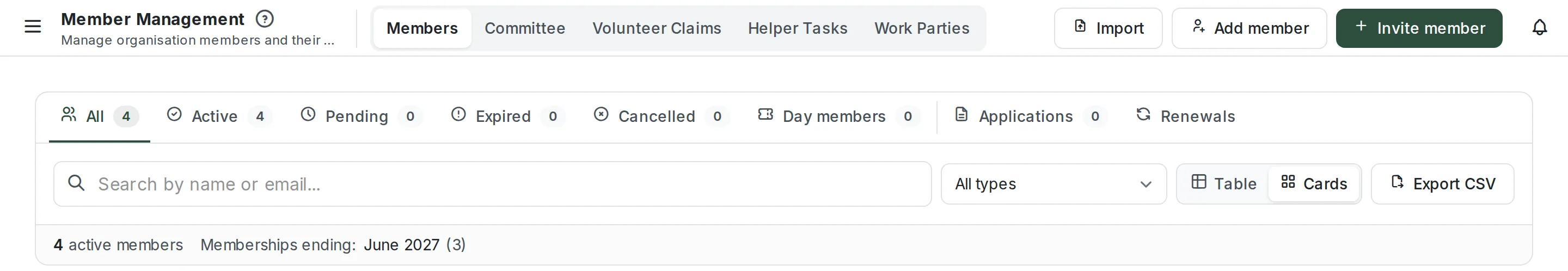 The Horsify member management screen for a club: tabs counting all, active, pending, expired and cancelled members, day members and applications, a renewals tab, search and export, and a summary of active members and the month their memberships end.